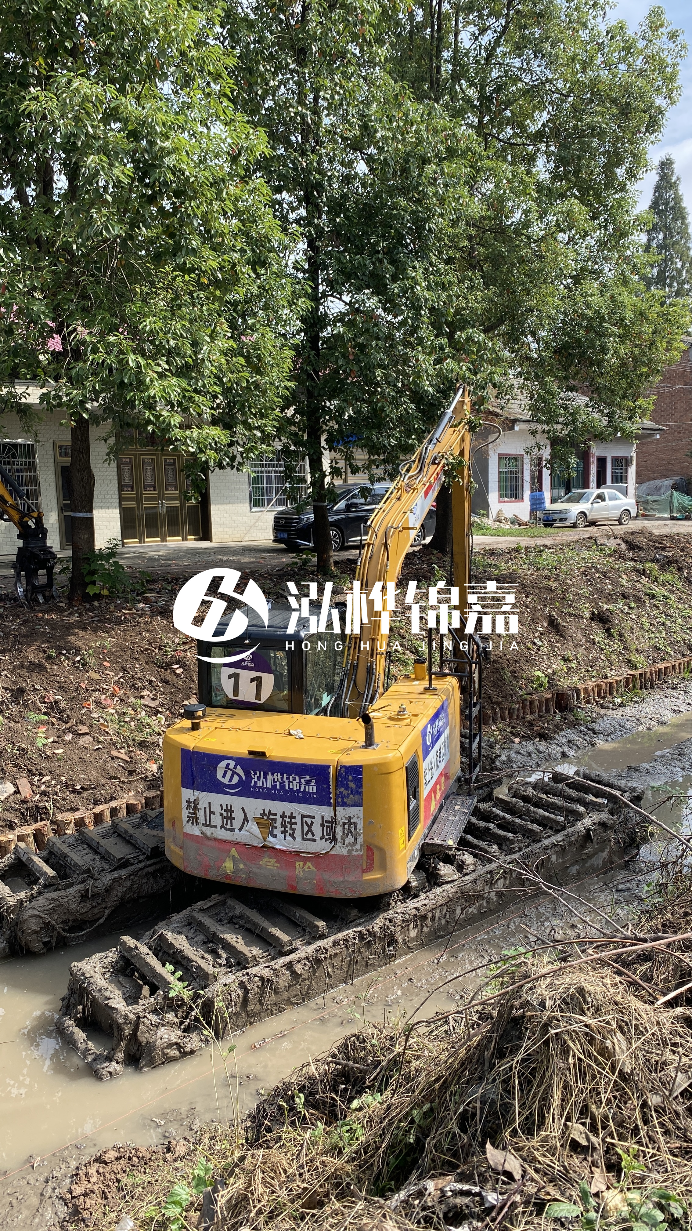 邢臺(tái)挖機(jī)打木樁專業(yè)施工-挖掘機(jī)打木樁打直技巧？