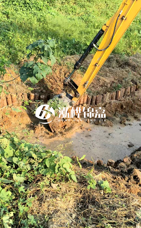 德州河道清淤專業(yè)施工-打完松木樁后為何需要立即清理淤泥？